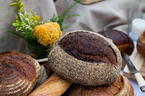 Erni’s Bakery and Foods photo 2